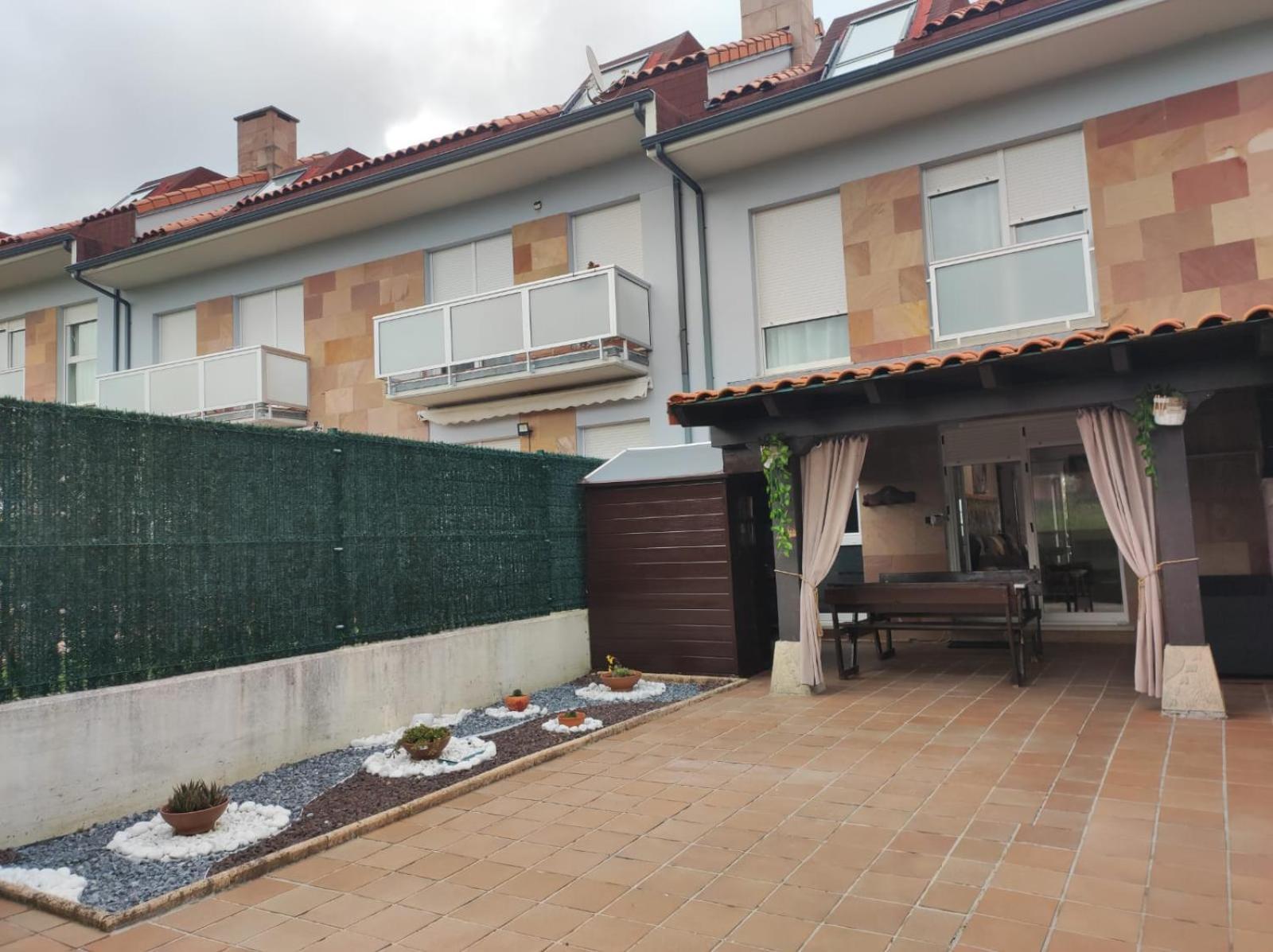 Chalet Bajo Con Jardin, Patio, Cenador Y Barbacoa. Viveda 외부 사진