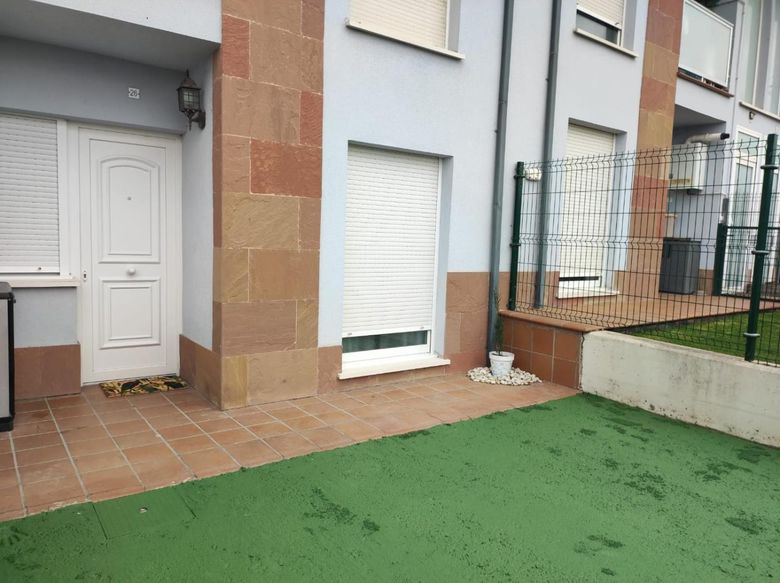 Chalet Bajo Con Jardin, Patio, Cenador Y Barbacoa. Viveda 외부 사진